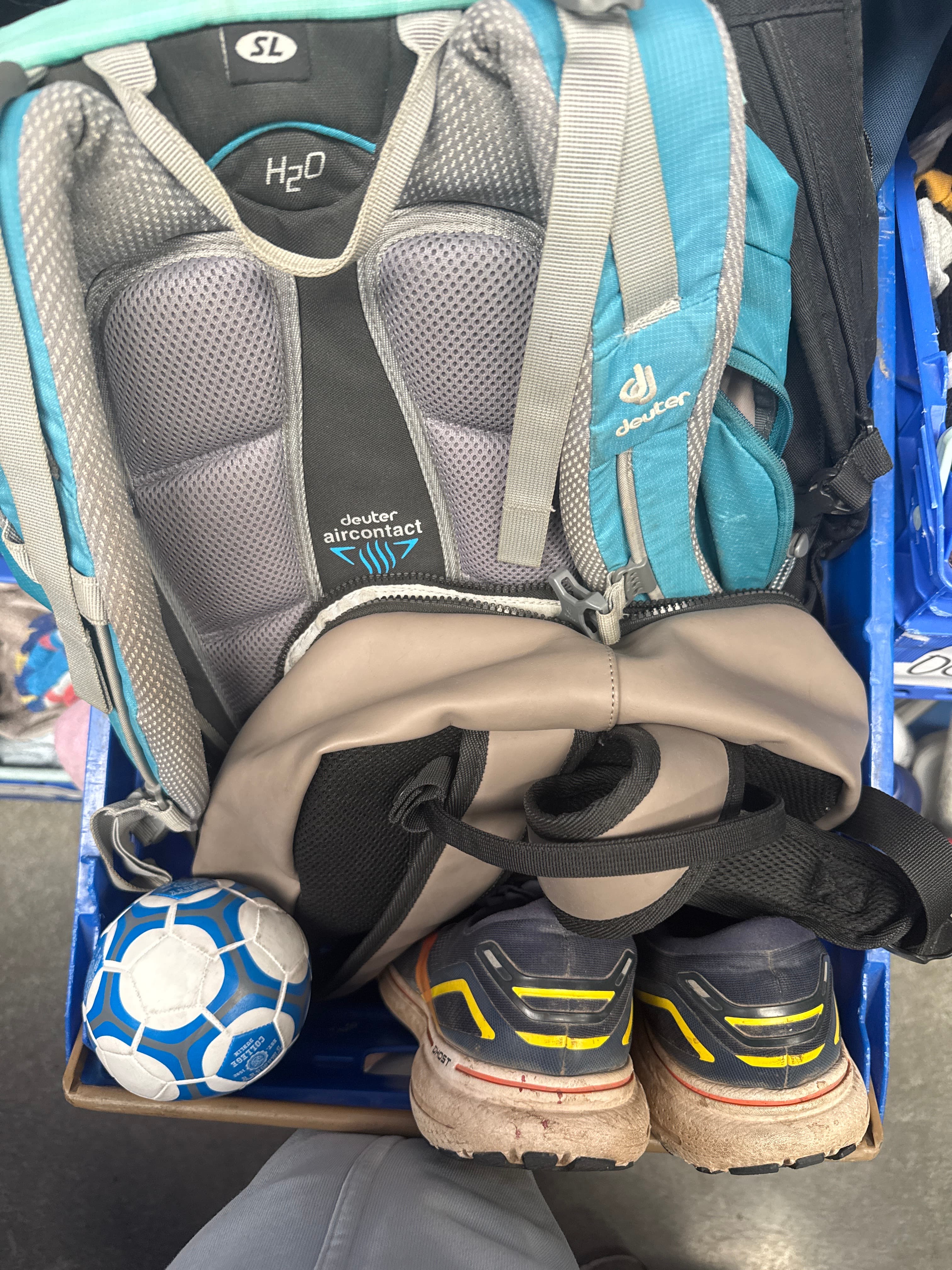Backpack packs bags shoes